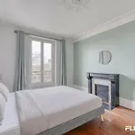 Village Charm in Alésia 2 Bedrooms