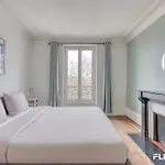 Village Charm in Alésia 2 Bedrooms