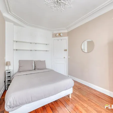 Village Charm In Alésia 2 Bedrooms Appartamento Parigi
